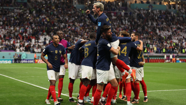 ฝรั่งเศส ไล่ต้อน โมร็อกโก 2-0 ทะยานเข้าชิงดวล อาร์เจนตินา